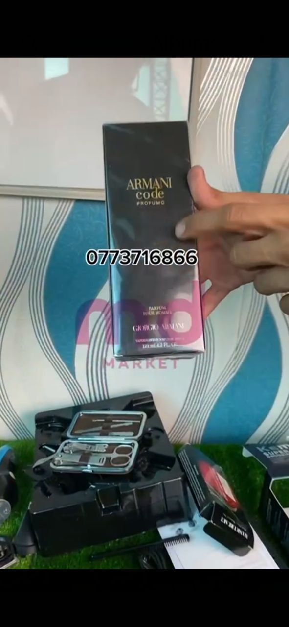 باك 4 قطع مع المنتجات الإلكترونية لي راح تسحقها وين ماتكون في الجزائر فيه كولش وبسومة هبال تع صح ولاكاليتي مشاء الله دير لافار معانا