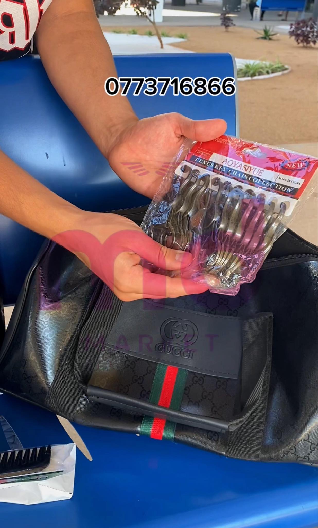 باك الرجال لي راهو  داير حالة 14 قطعة  في الجزائر فيه كولش وبسومة هبال راح دير لافار تع صح